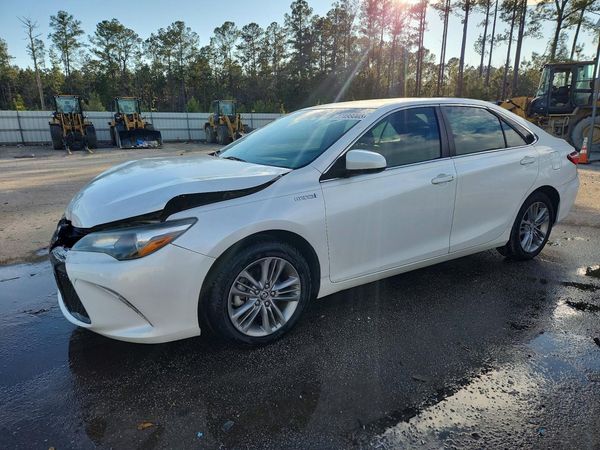 2016 TOYOTA CAMRY