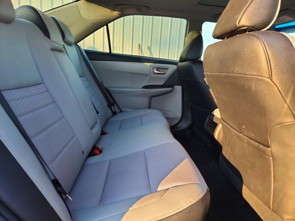 2016 TOYOTA CAMRY Hybrid