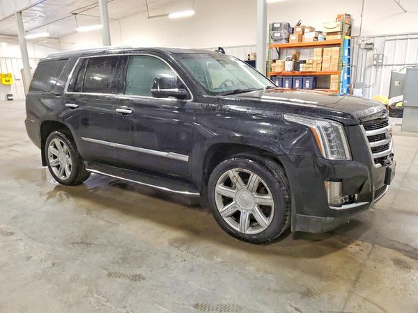 2016 CADILLAC ESCALADE Luxury