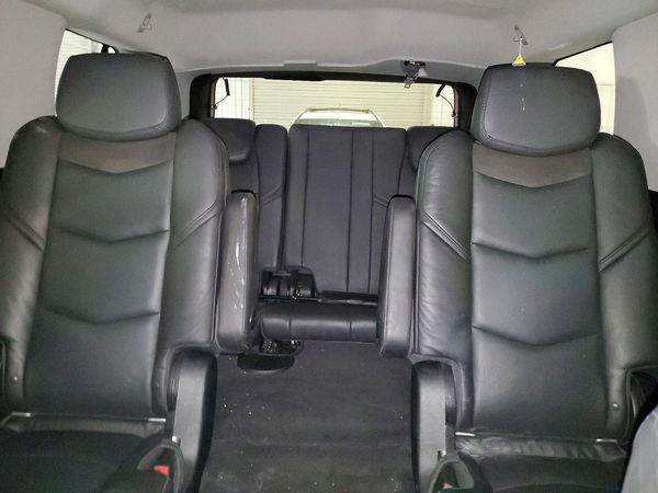 2016 CADILLAC ESCALADE Luxury
