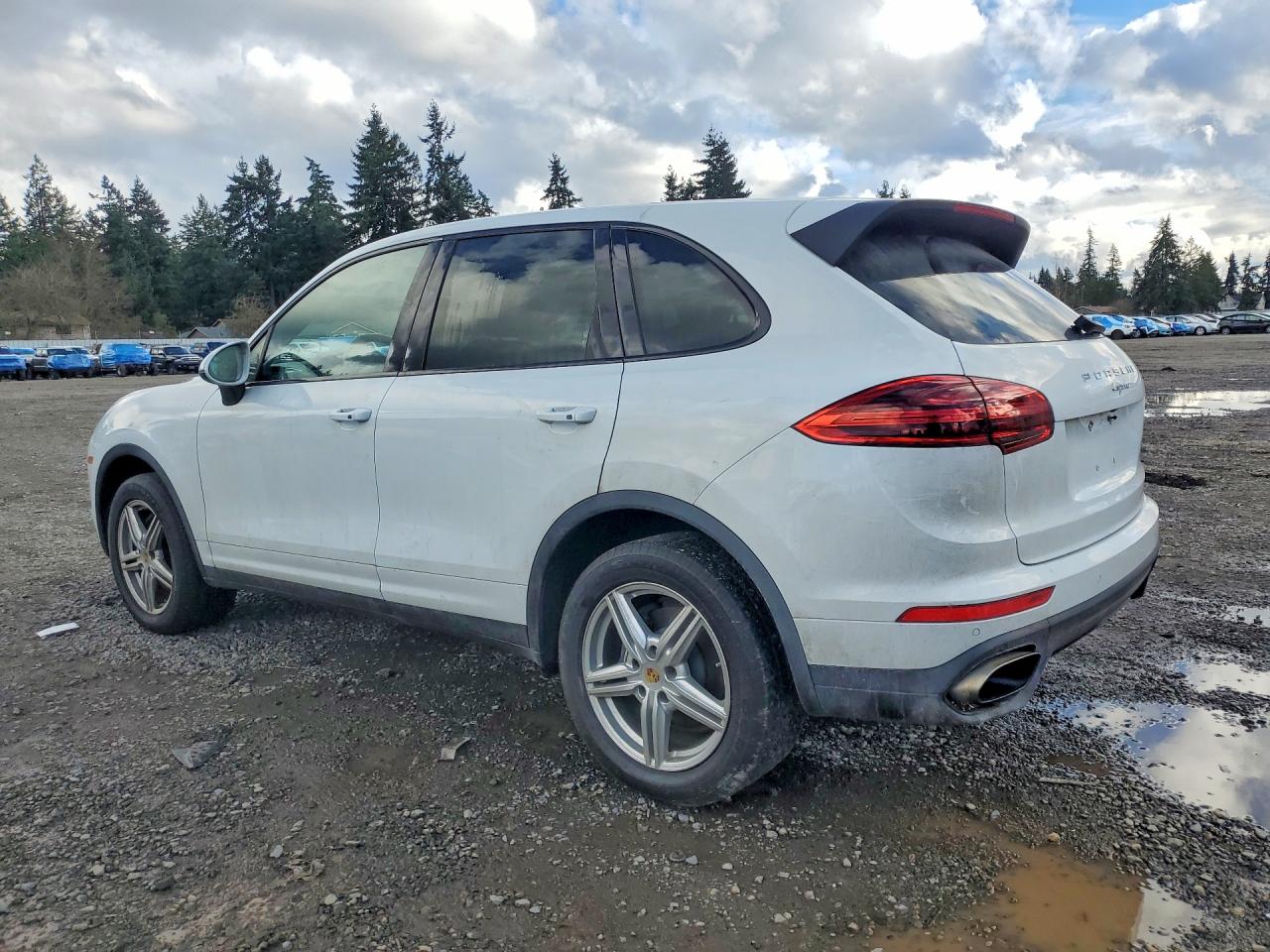 2016 PORSCHE CAYENNE