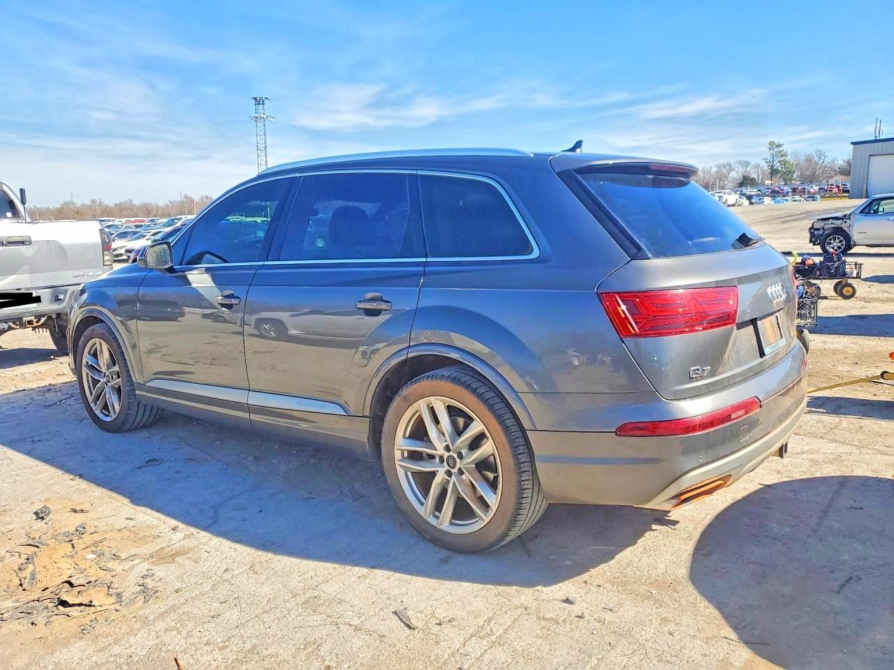 2018 AUDI Q7