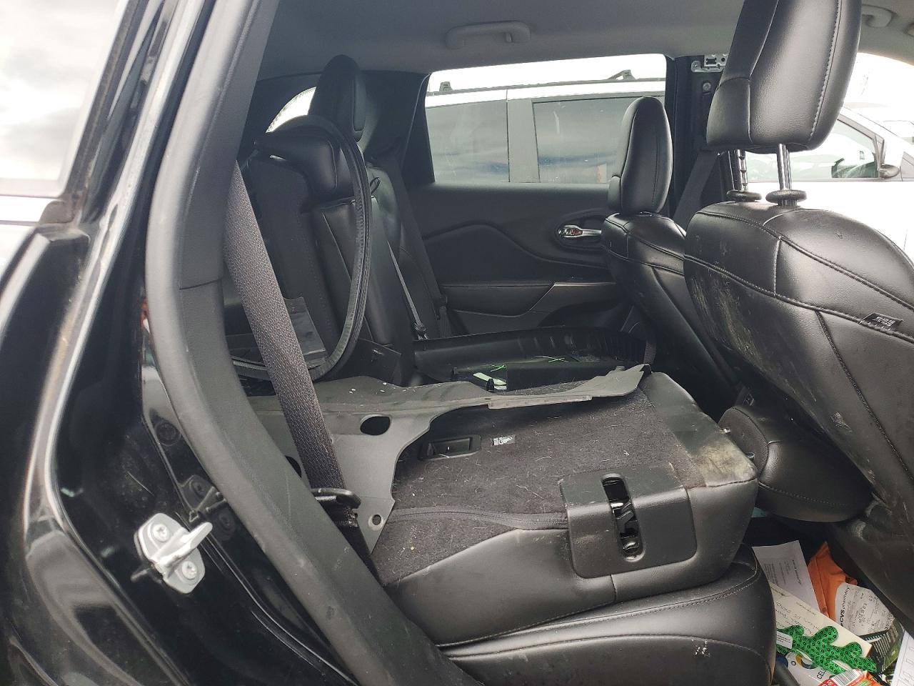 2019 JEEP CHEROKEE LATITUDE PLUS 4X4