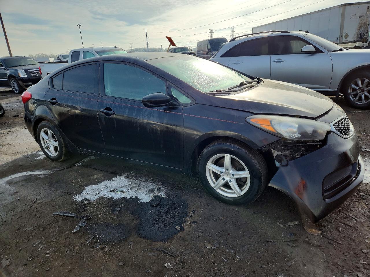 2016 KIA FORTE GL (Middle-Low Grade)