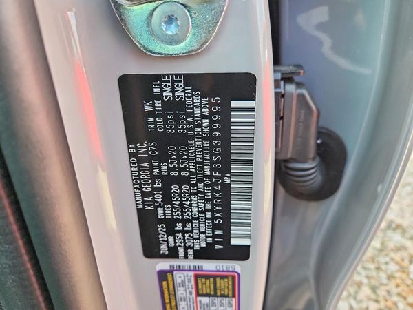 2025 KIA SORENTO