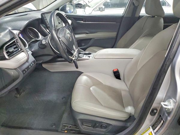 2022 TOYOTA CAMRY XLE