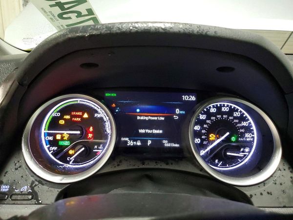 2022 TOYOTA CAMRY XLE