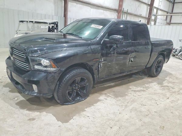 2016 RAM 1500 Sport
