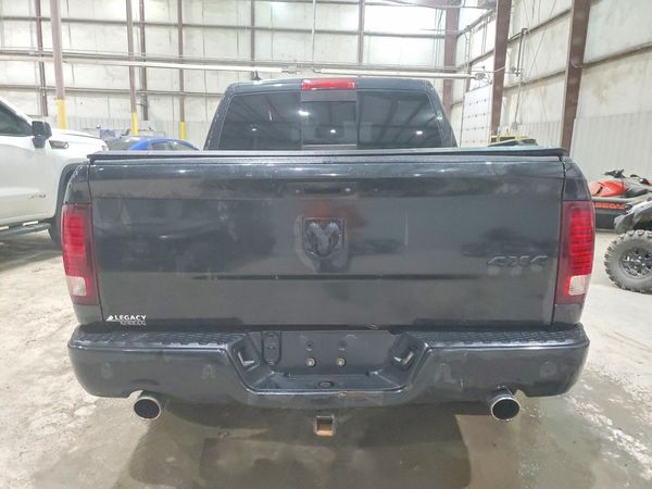 2016 RAM 1500 Sport