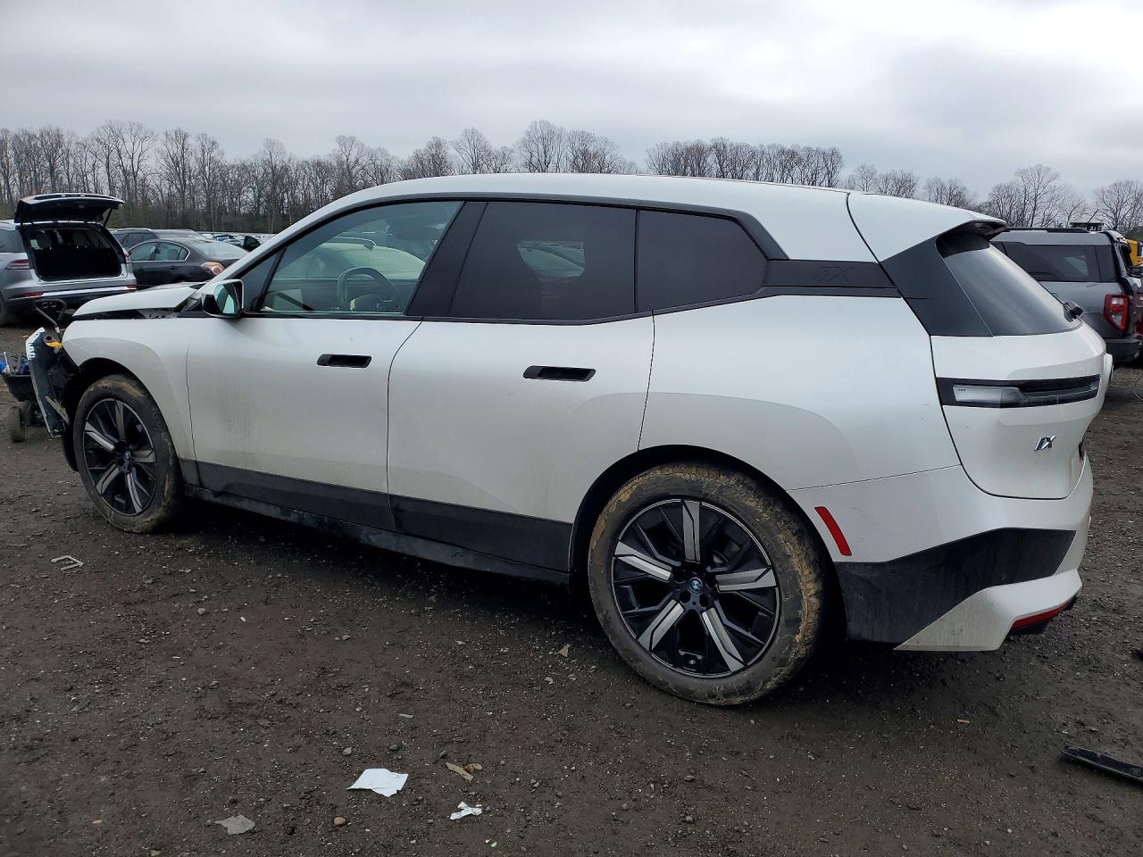 2023 BMW IX xDrive50i