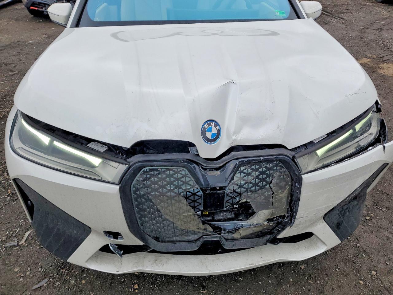 2023 BMW IX xDrive50i