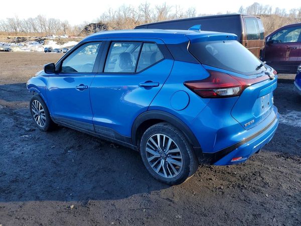2022 NISSAN KICKS SV