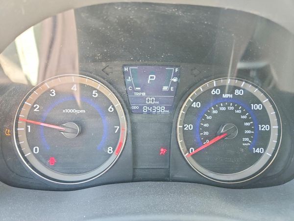 2014 HYUNDAI ACCENT