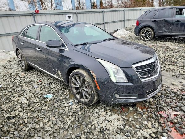 2016 CADILLAC XTS Livery (W20)