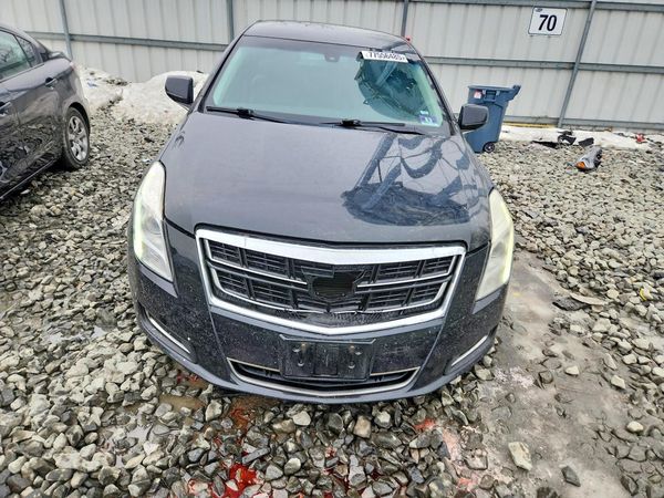 2016 CADILLAC XTS Livery (W20)
