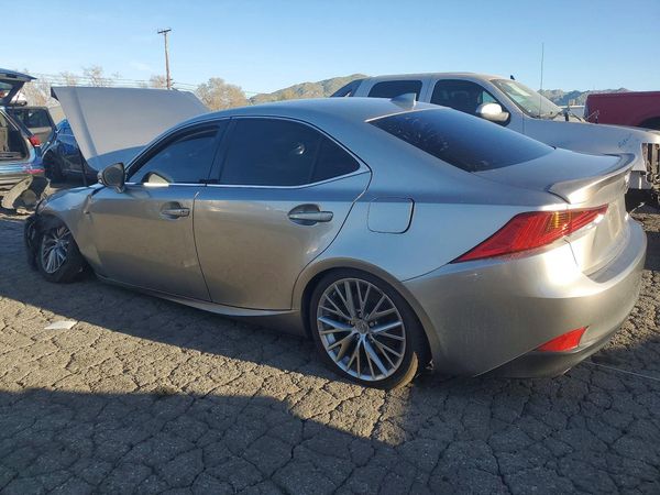 2018 LEXUS IS 300