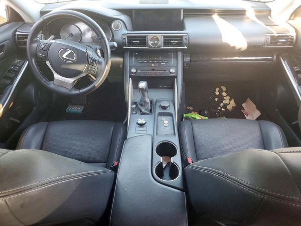 2018 LEXUS IS 300