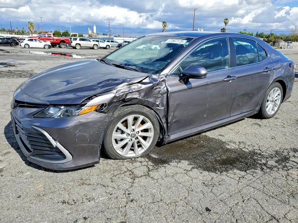 2023 TOYOTA CAMRY