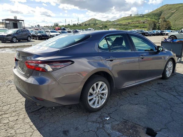 2023 TOYOTA CAMRY