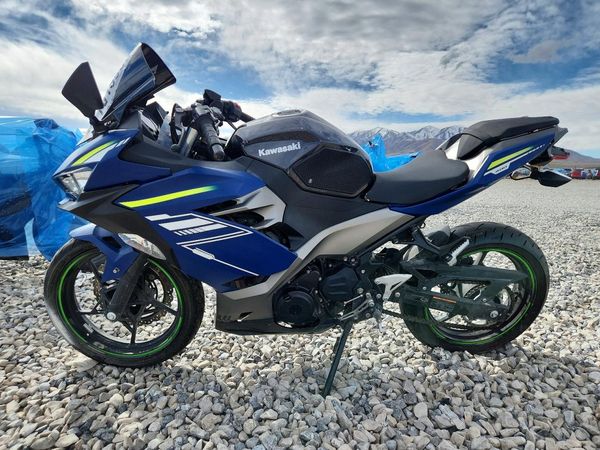 2022 KAWASAKI EX400