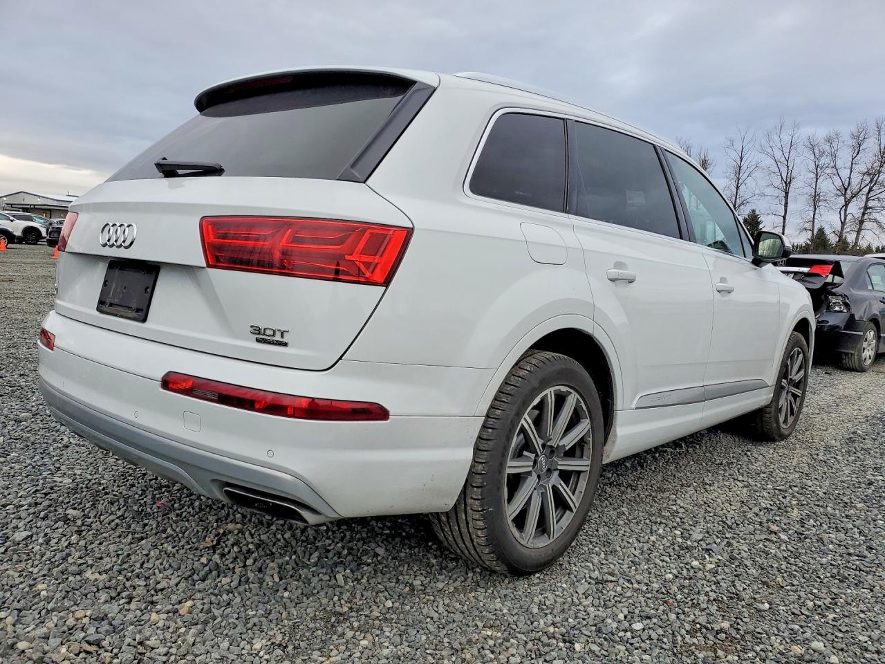 2017 AUDI Q7 quattro Prestige