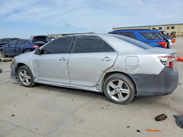 2013 TOYOTA CAMRY