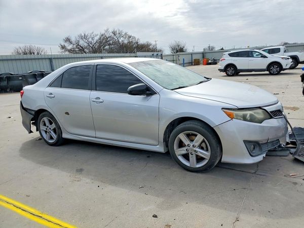 2013 TOYOTA CAMRY