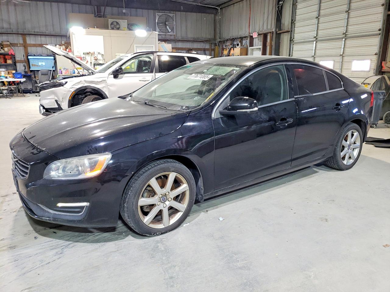 2016 VOLVO S60