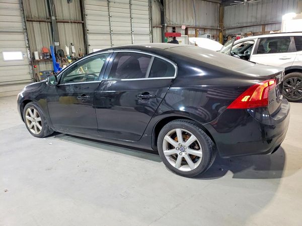 2016 VOLVO S60