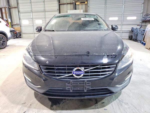 2016 VOLVO S60