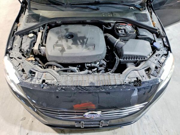 2016 VOLVO S60