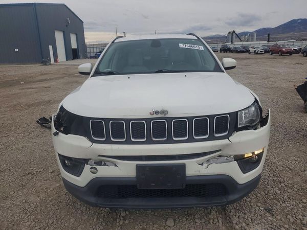 2017 JEEP COMPASS