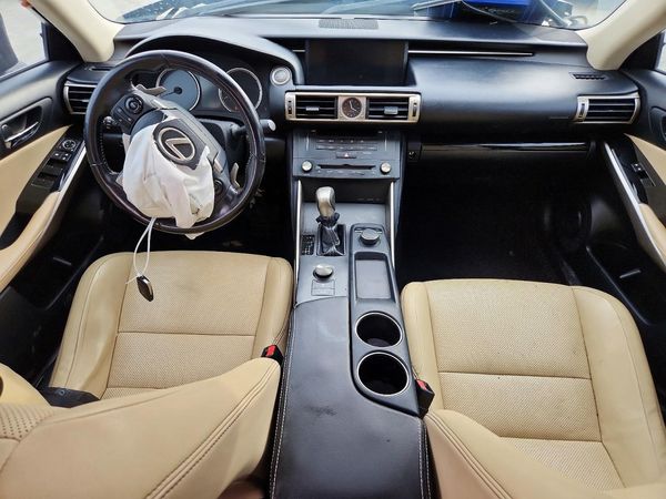 2015 LEXUS IS
