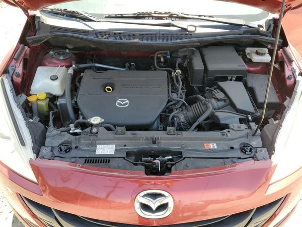 2015 MAZDA 5