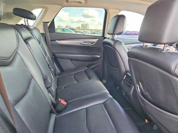 2018 CADILLAC XT5 Premium Luxury