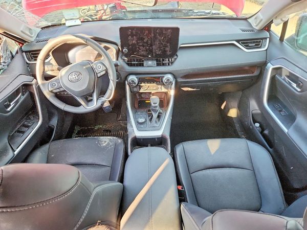 2024 TOYOTA RAV4 Limited