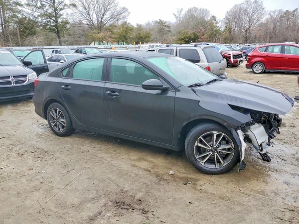 2022 KIA FORTE