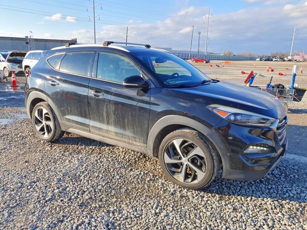 2016 HYUNDAI TUCSON