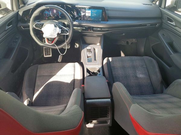 2022 VOLKSWAGEN GTI SE