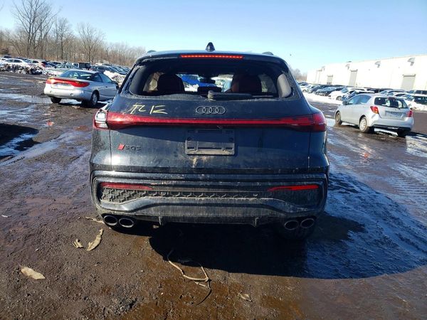 2025 AUDI SQ5 quattro Prestige — DIRR