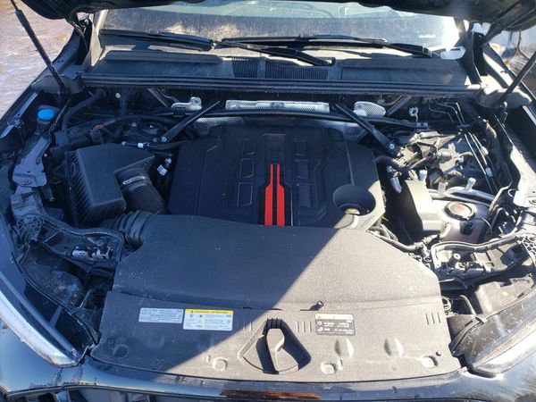 2025 AUDI SQ5 quattro Prestige — Engine bay