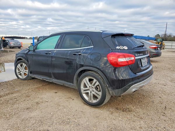 2017 MERCEDES-BENZ GLA GLA250