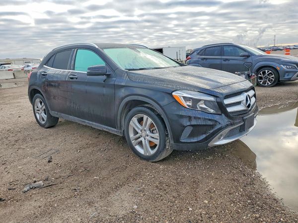 2017 MERCEDES-BENZ GLA GLA250
