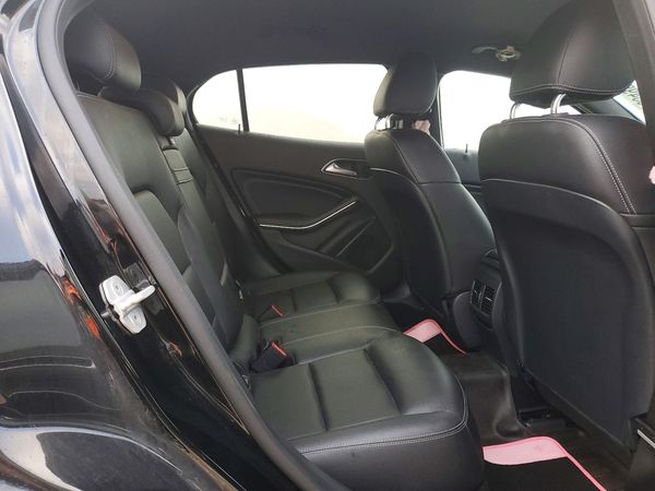 2017 MERCEDES-BENZ GLA GLA250