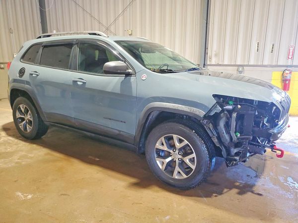 2015 JEEP CHEROKEE TRAILHAWK 4X4