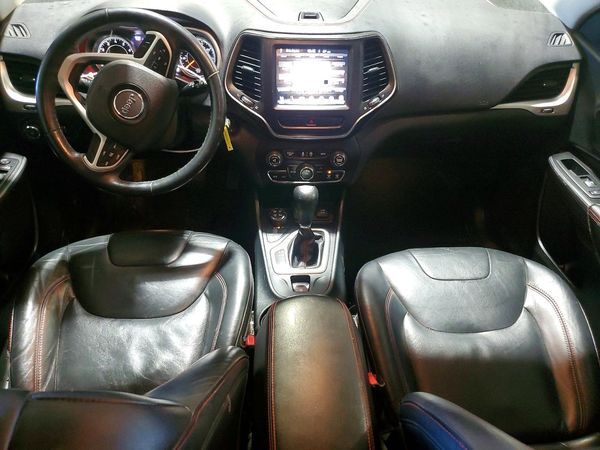 2015 JEEP CHEROKEE TRAILHAWK 4X4