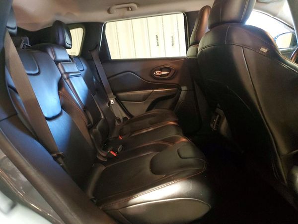 2015 JEEP CHEROKEE TRAILHAWK 4X4