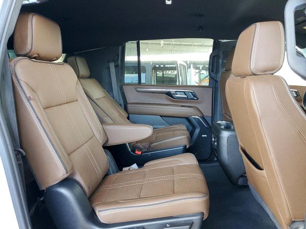 2025 CHEVROLET SUBURBAN High Country