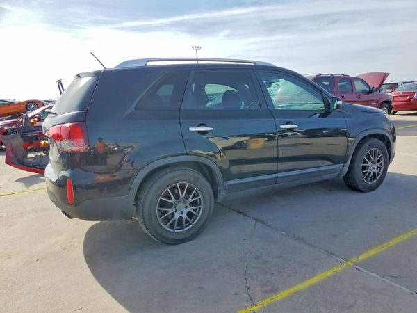 2014 KIA SORENTO