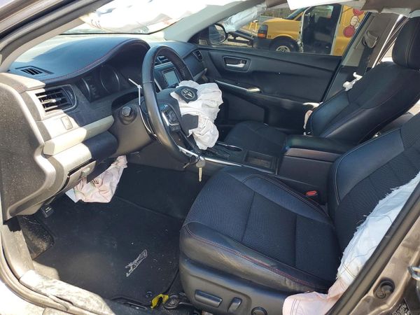 2017 TOYOTA CAMRY